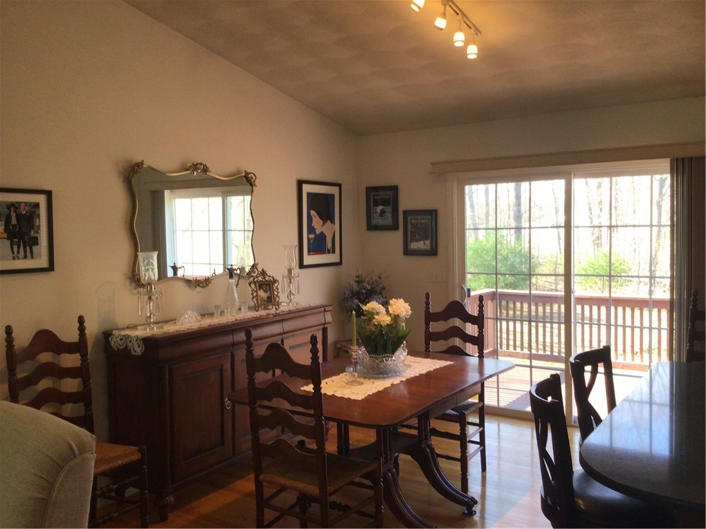 92 Limerock Road Smithfield, RI 02917 - Photo 10 of 19