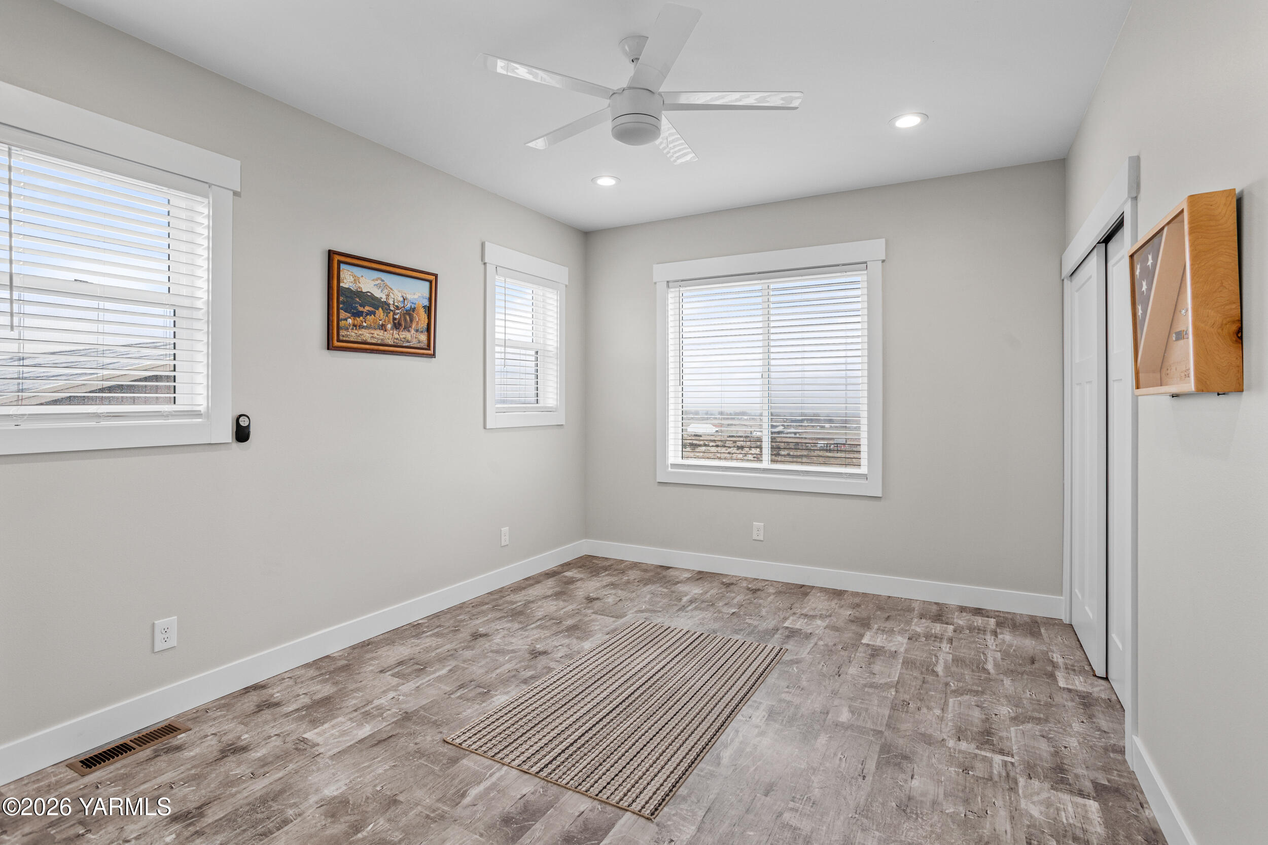 517 Game Ridge Road Selah, WA 98942 - Photo 39 of 72 a view of an empty room with a window