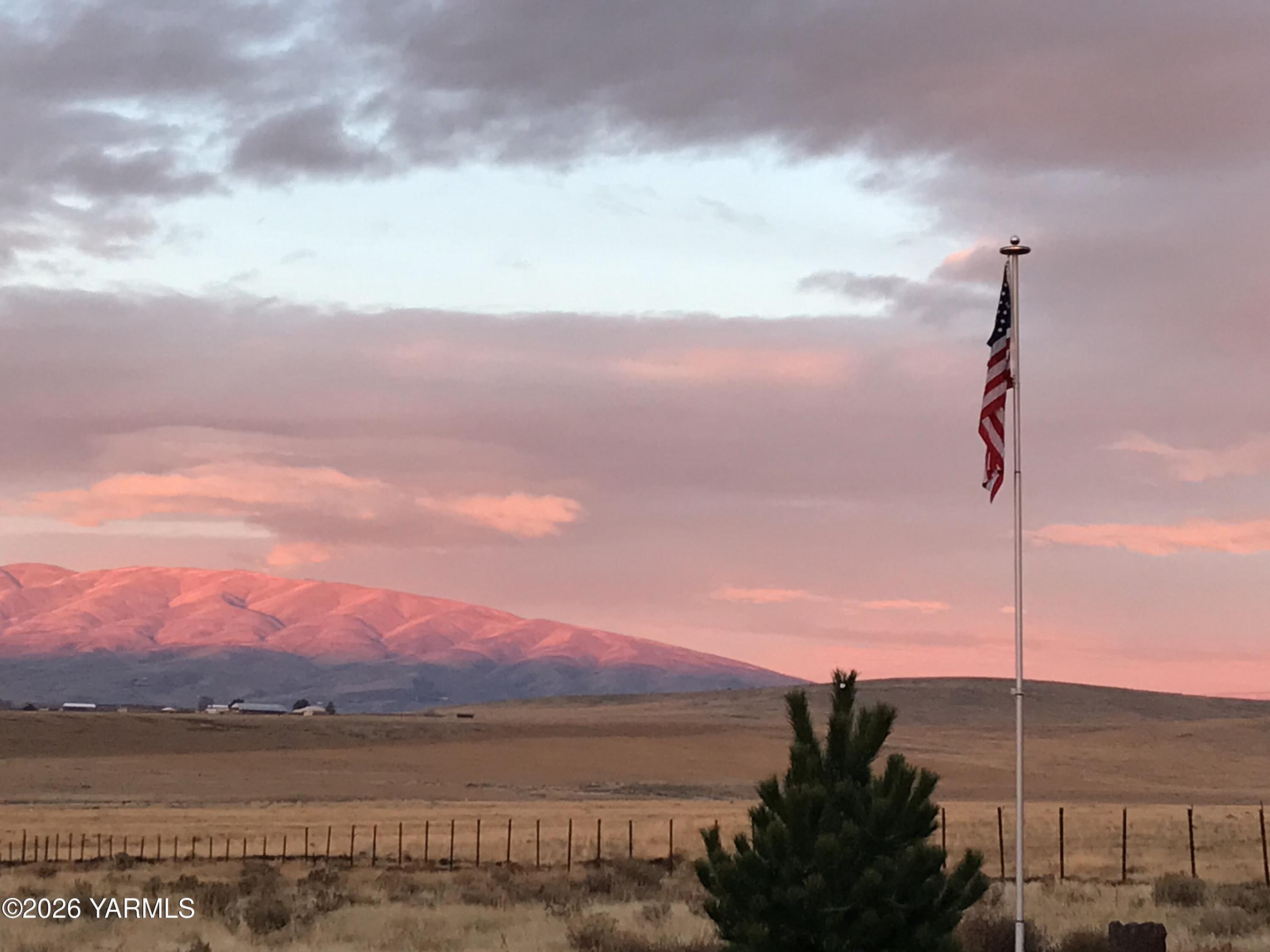 517 Game Ridge Road Selah, WA 98942 - Photo 5 of 72 IMG_0649