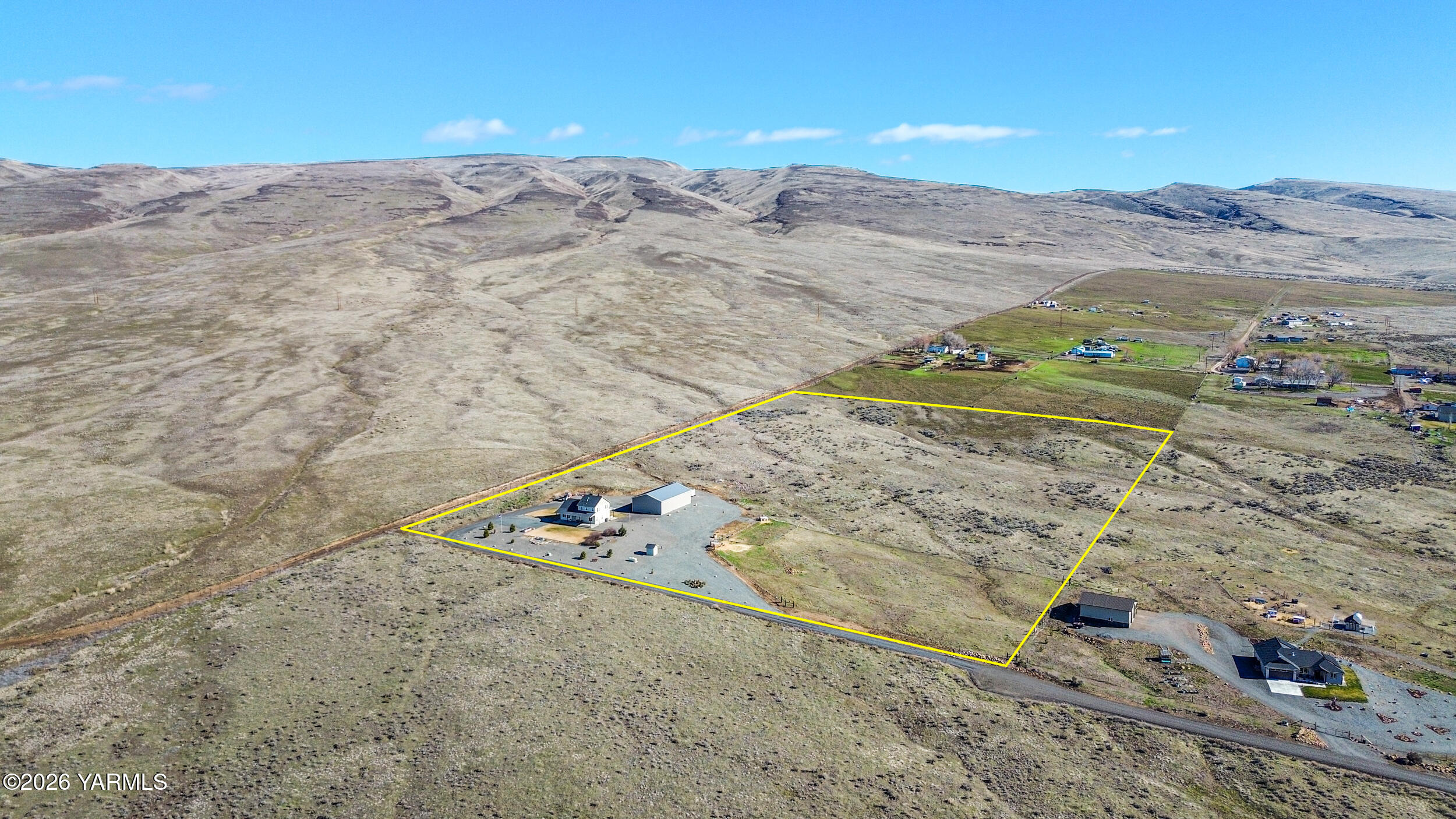 517 Game Ridge Road Selah, WA 98942 - Photo 58 of 72 a view of mountain with beach