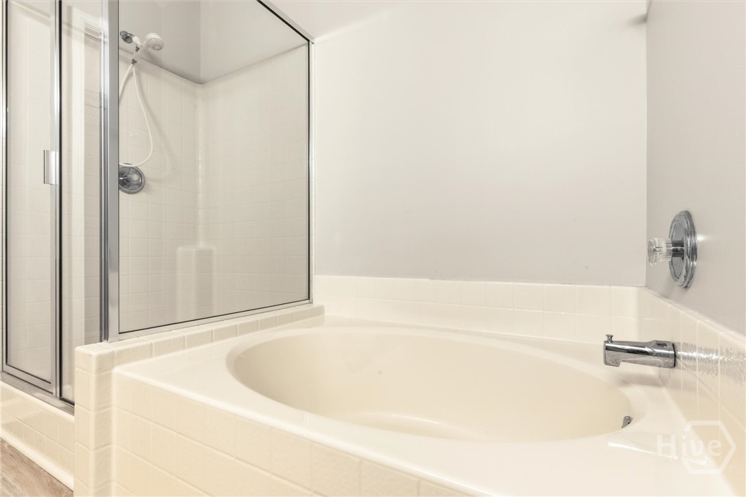11 Wild Heron Villas Road Savannah, GA 31419 - Photo 25 of 45 Separate relaxing soaking tub.