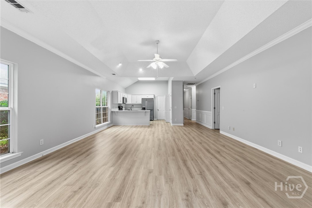 11 Wild Heron Villas Road Savannah, GA 31419 - Photo 9 of 45 Tall ceilings make the space feel even larger.