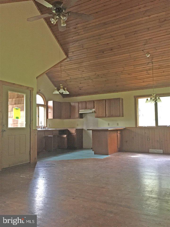 5111 Spring Road York, PA 17406 - Photo 3 of 7 Gallery Image 3