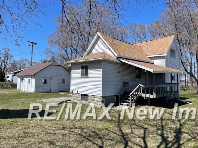 5225 North Vassar Road Akron, MI 48701 - Photo 3 of 23