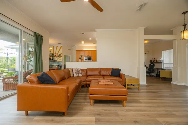 $535,000 | 7 Deerwood Street, Palm Coast, FL 32137