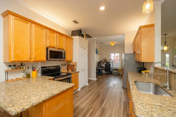 $535,000 | 7 Deerwood Street, Palm Coast, FL 32137