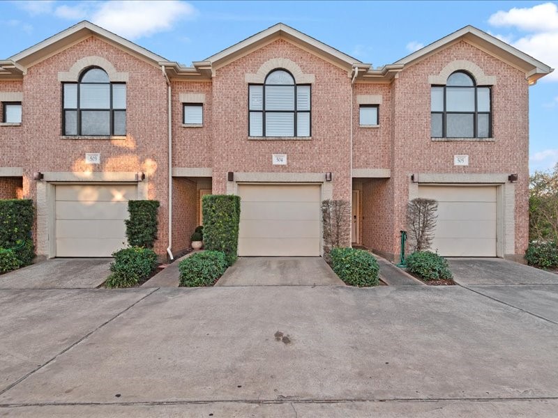 5941 South Loop E Freeway, Unit 504 Houston, TX 77033 - Photo 1 of 39