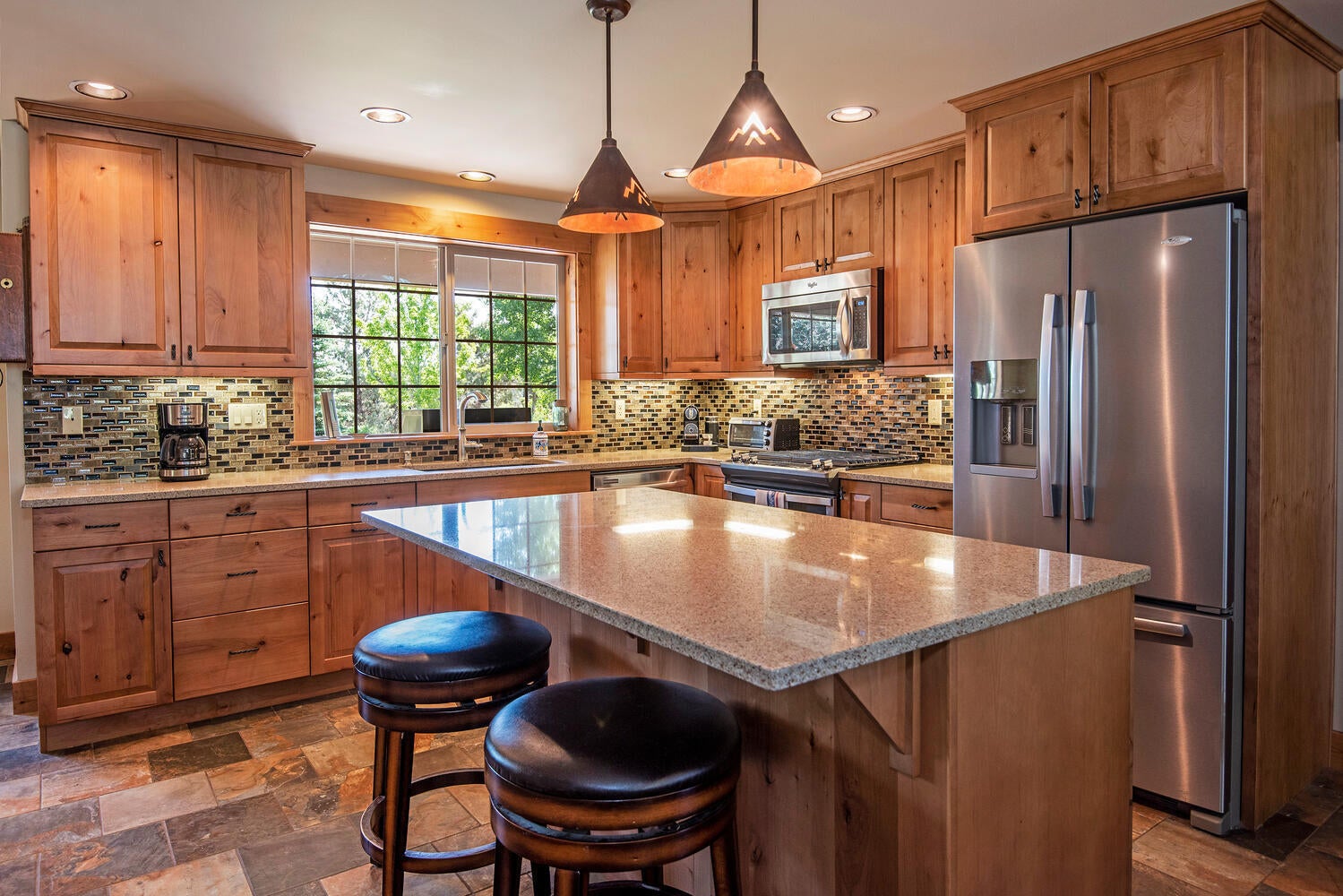 66280 Jericho Road Bend, OR 97703 - Photo 8 of 40 9