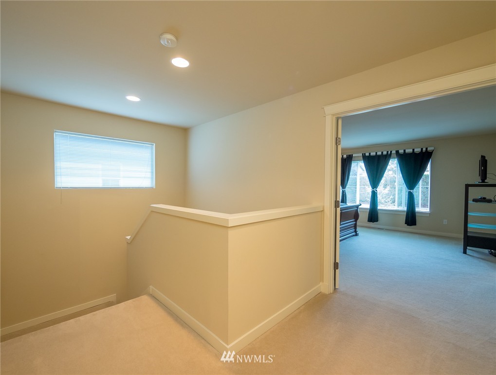 16621 41st Avenue Southeast Bothell, WA 98012 - Photo 12 of 24