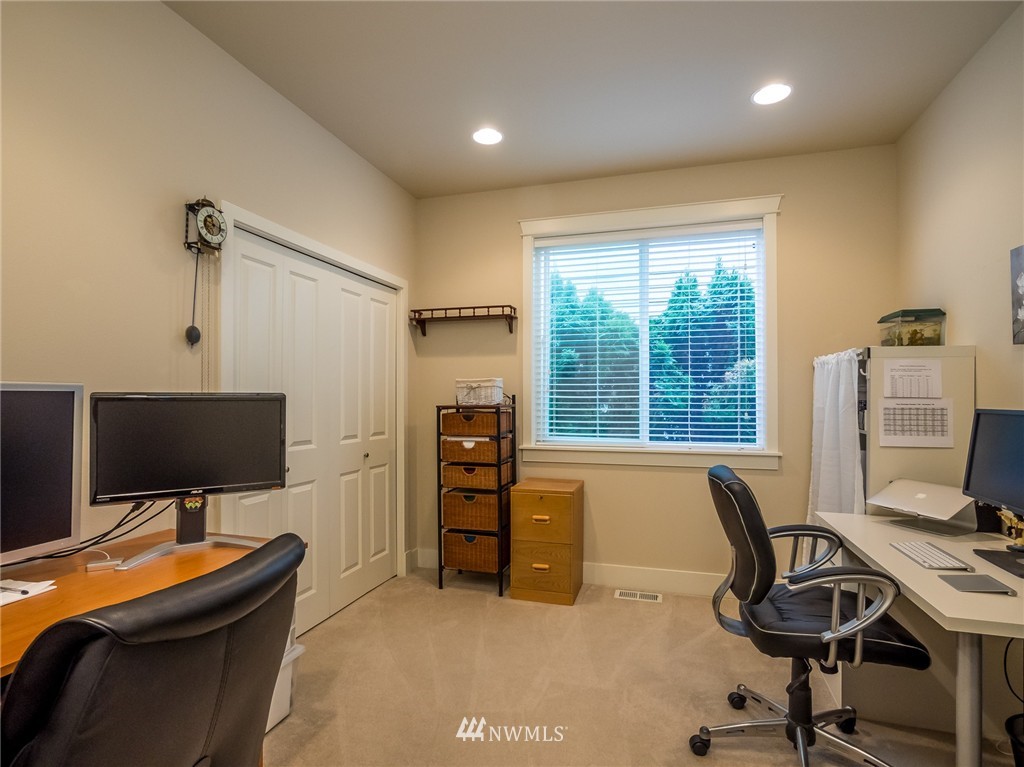 16621 41st Avenue Southeast Bothell, WA 98012 - Photo 9 of 24
