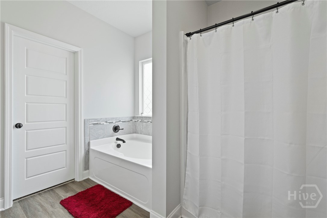 222 Hayden Place Rincon, GA 31326 - Photo 29 of 50 Master Bath