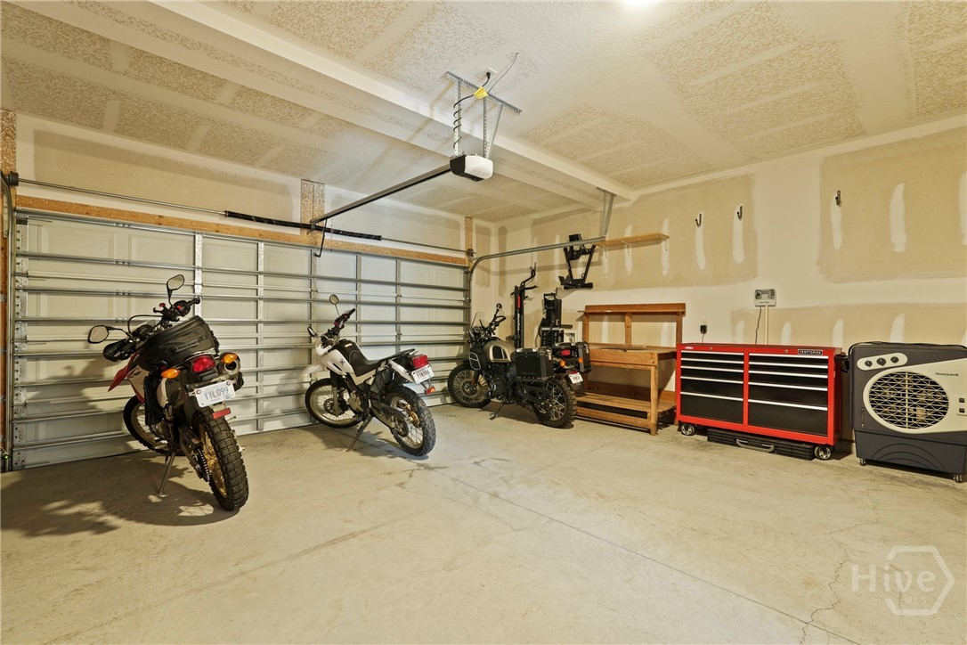 222 Hayden Place Rincon, GA 31326 - Photo 44 of 50 Garage
