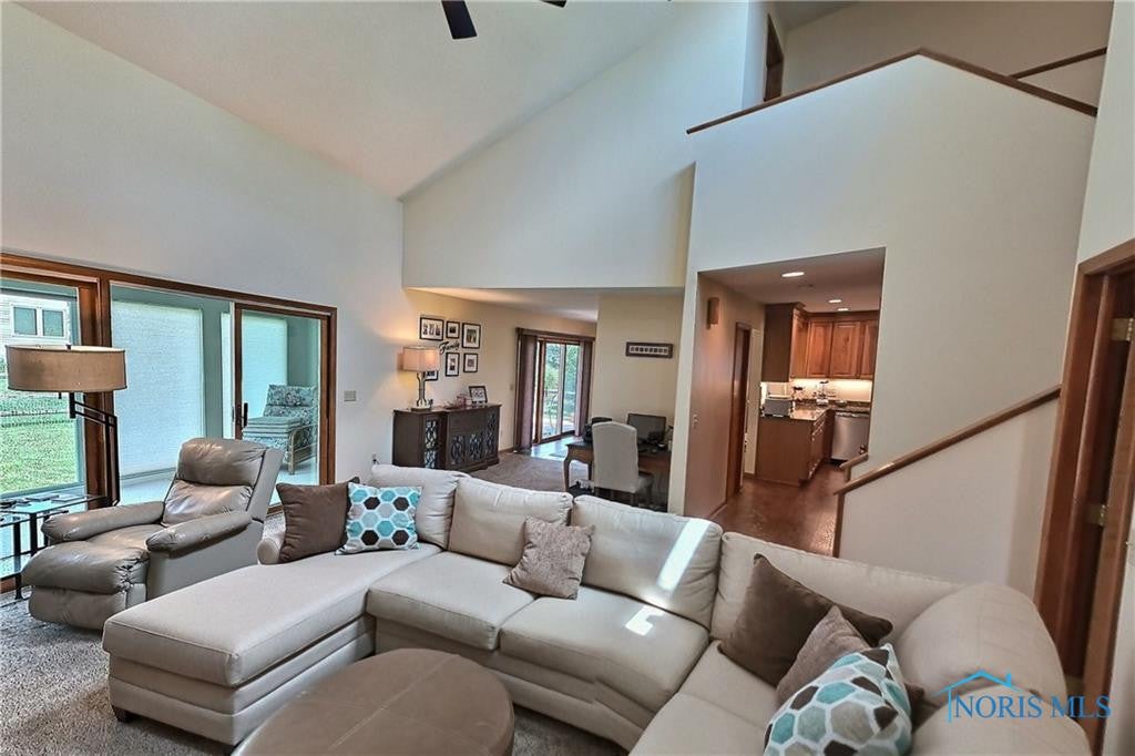 521 Thackeray Road Maumee, OH 43537 - Photo 18 of 45 Gallery Image 18