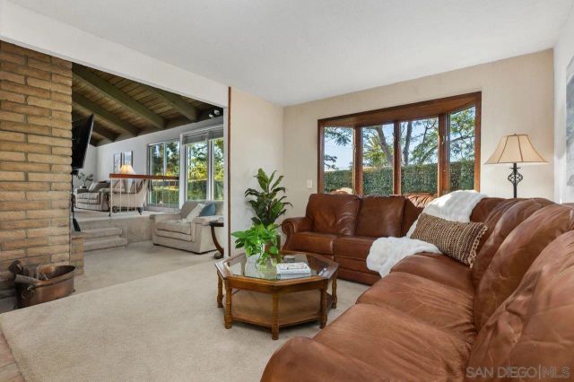 $1,150,000 | 2006 Catalina Avenue, Vista, CA 92084