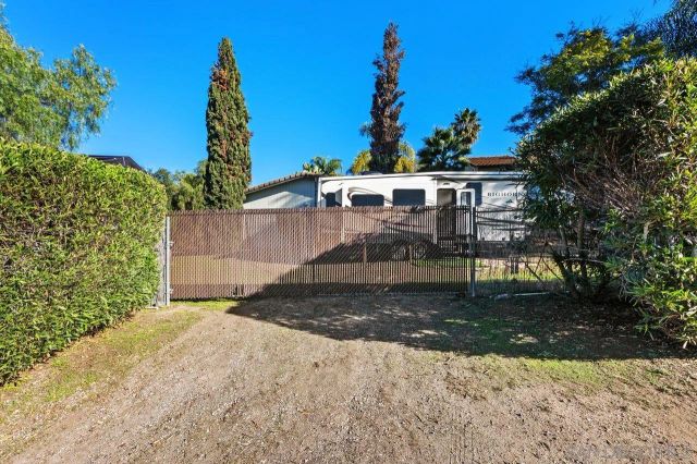 $1,150,000 | 2006 Catalina Avenue, Vista, CA 92084