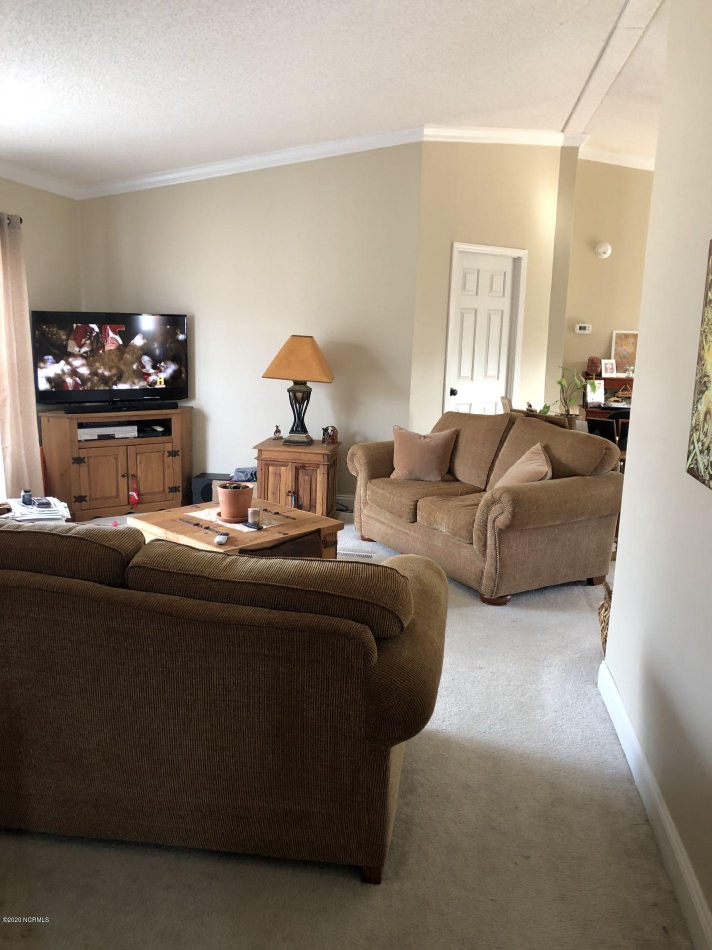 14275 Ashton Road Rocky Point, NC 28457 - Photo 3 of 15 3