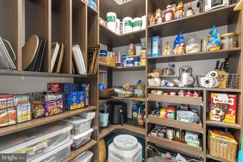 $820,000 | 6 Gaver Way, Middletown, MD 21769