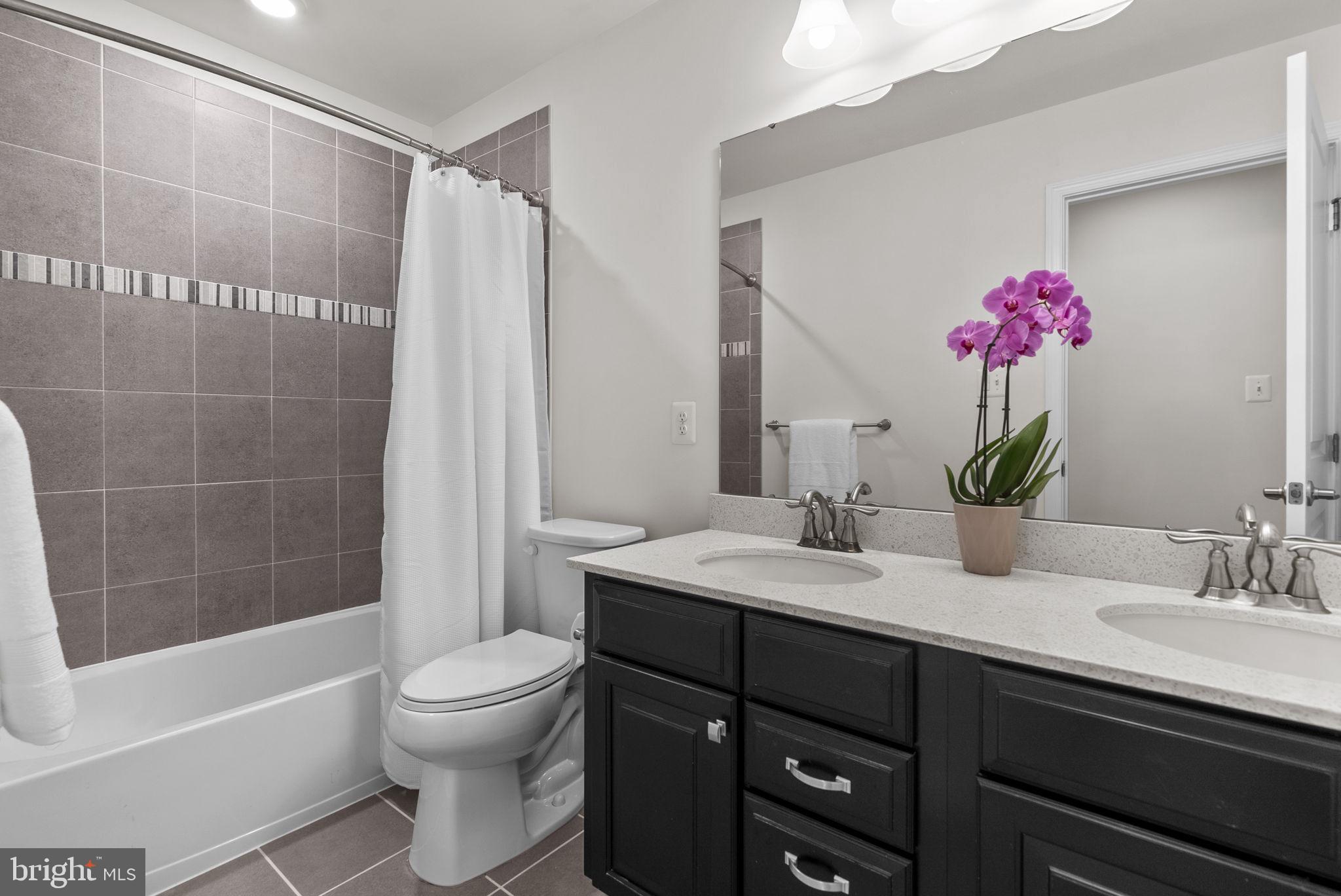6 Gaver Way Middletown, MD 21769 - Photo 37 of 72 Hall Bath with dual vanities - Bath 3