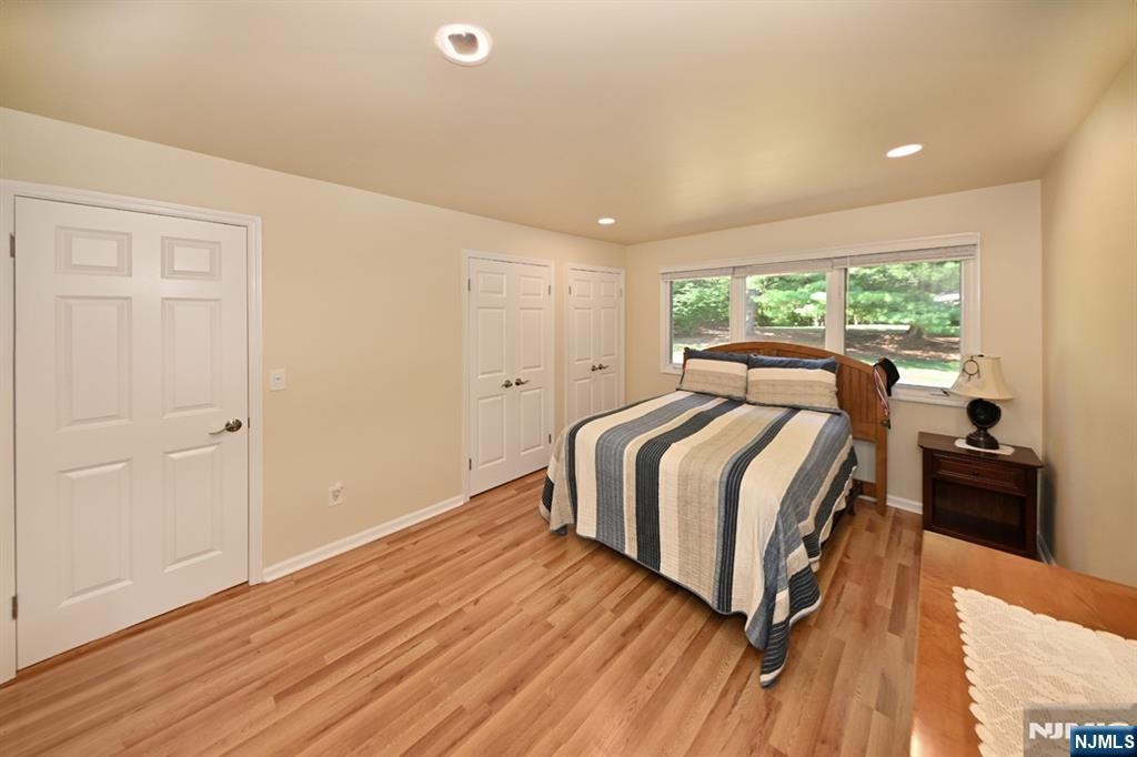 60 Sunset Court Mahwah, NJ 07430 - Photo 16 of 25