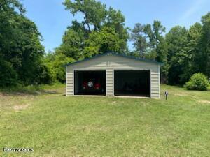 949 Vann Road Clinton, NC 28328 - Photo 8 of 8 garage