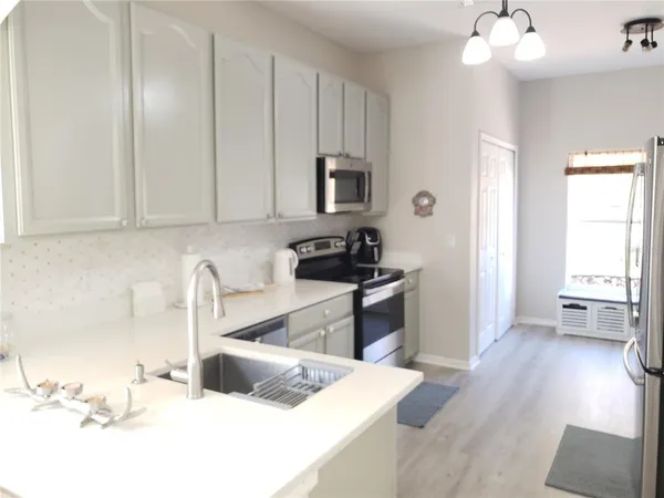 $2,750 | 16530 Cedar Crest Drive, Orlando, FL 32828