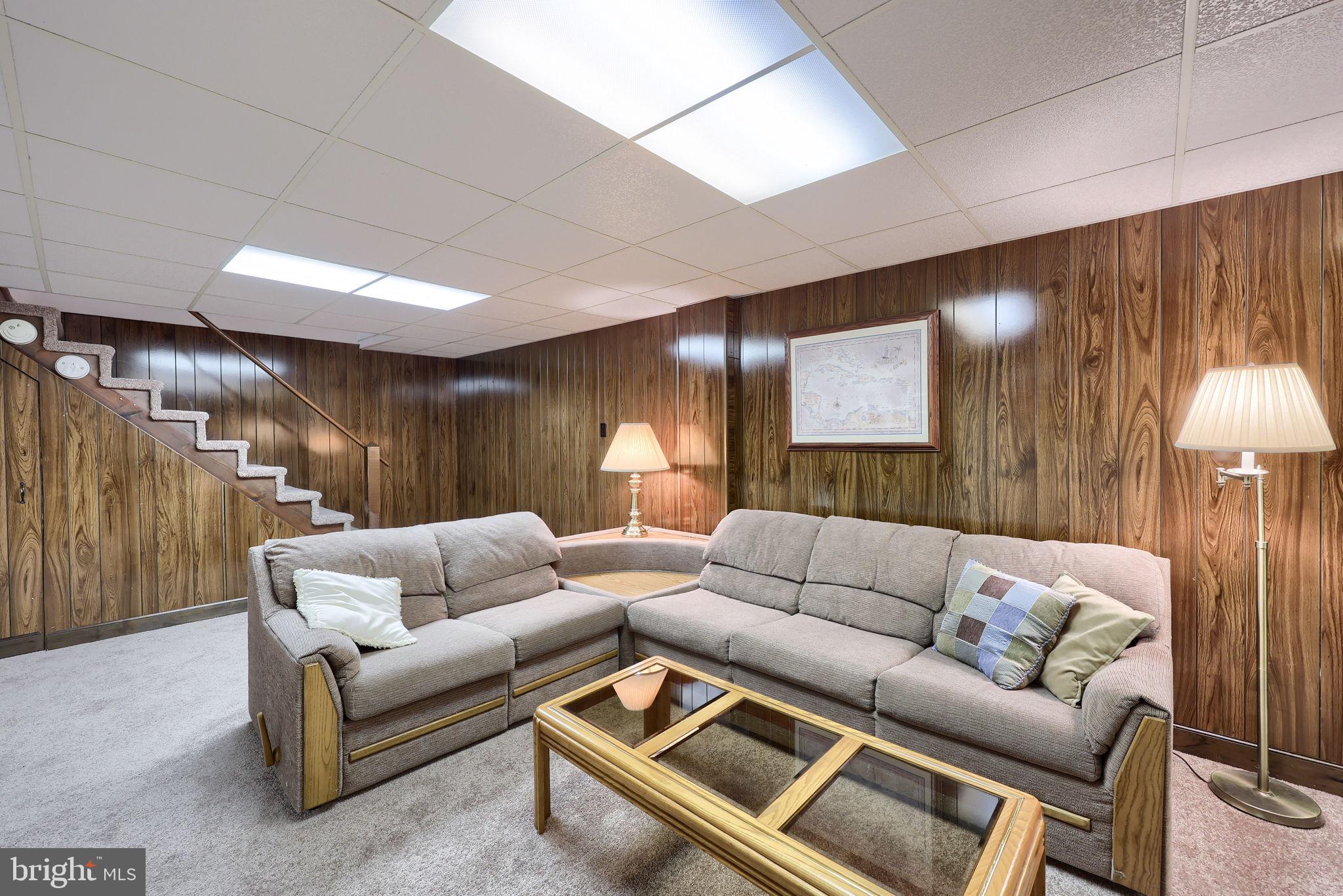 2154 Coventry Road Lancaster, PA 17601 - Photo 34 of 49 Gallery Image 34