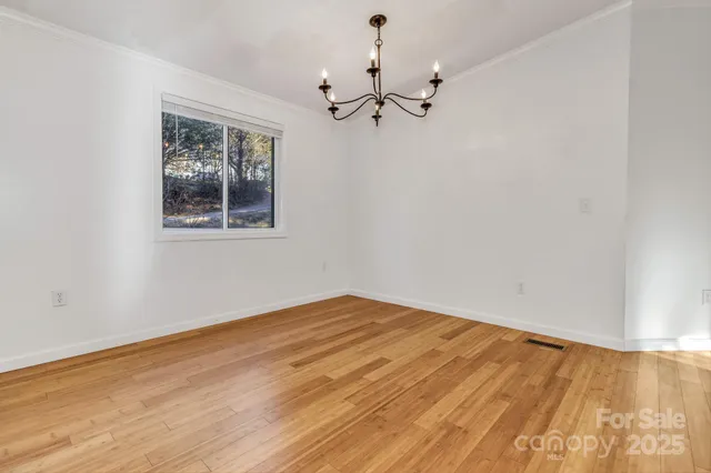 $375,000 | 118 Heather Drive, Asheville, NC 28806