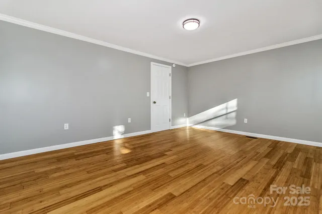 $375,000 | 118 Heather Drive, Asheville, NC 28806