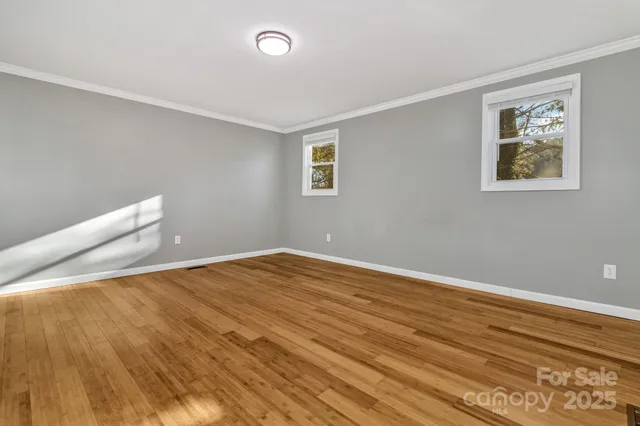 $375,000 | 118 Heather Drive, Asheville, NC 28806