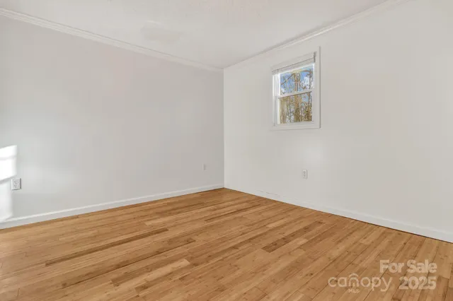 $375,000 | 118 Heather Drive, Asheville, NC 28806