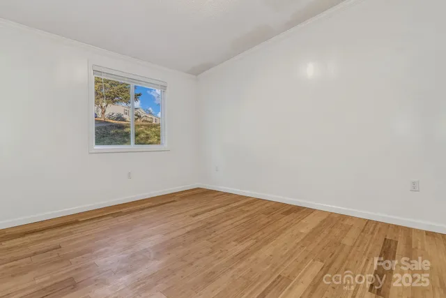 $375,000 | 118 Heather Drive, Asheville, NC 28806