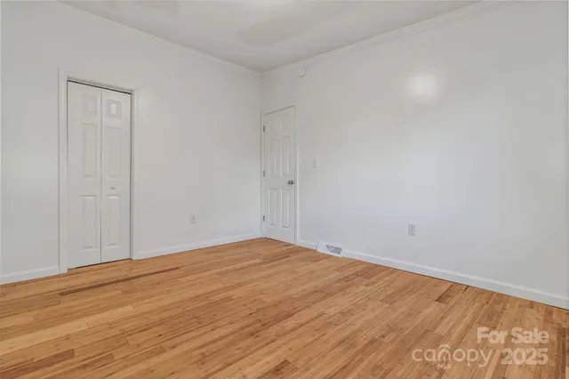 $375,000 | 118 Heather Drive, Asheville, NC 28806