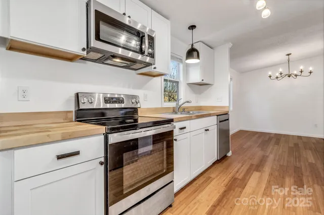 $375,000 | 118 Heather Drive, Asheville, NC 28806