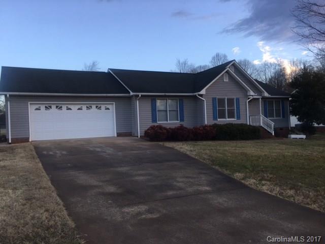 139 Ridgeview Road Statesville, NC 28625 - Photo 2 of 15