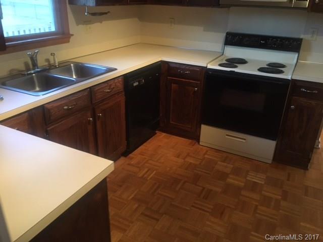 139 Ridgeview Road Statesville, NC 28625 - Photo 4 of 15