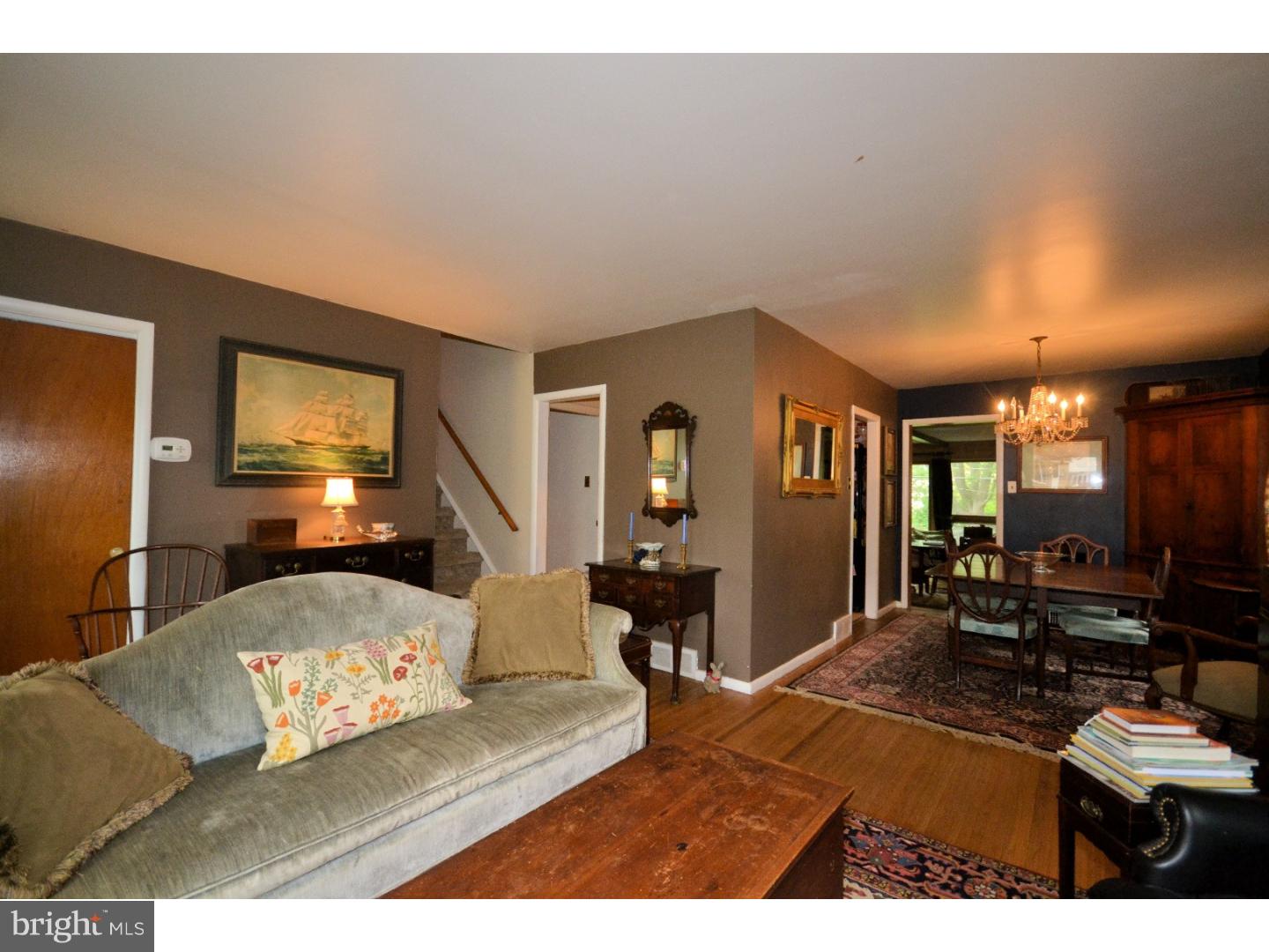 319 Poplar Road Flourtown, PA 19031 - Photo 3 of 25