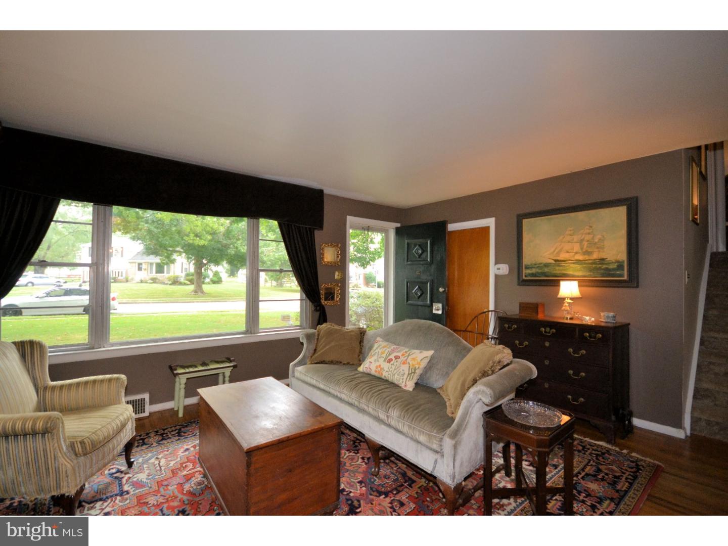 319 Poplar Road Flourtown, PA 19031 - Photo 4 of 25