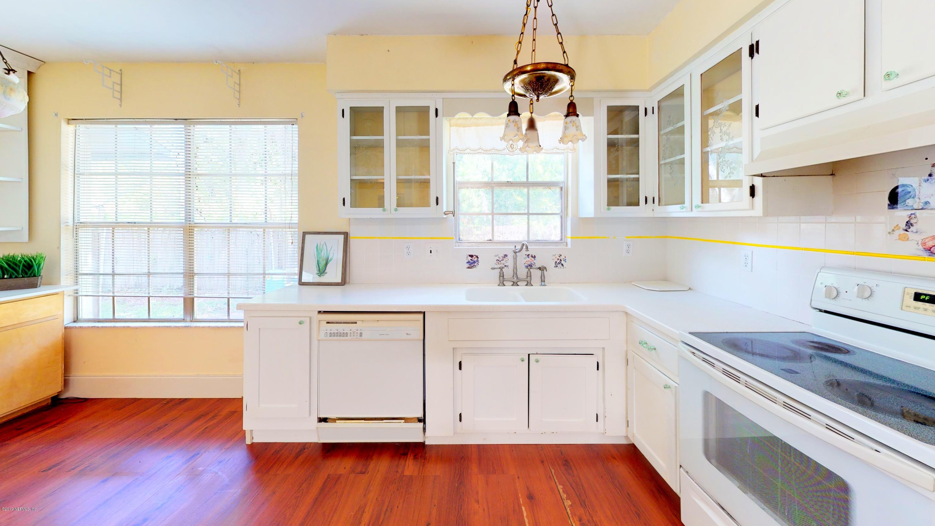 2980 Oak Road Orange Park, FL 32065 - Photo 6 of 37 Kitchen