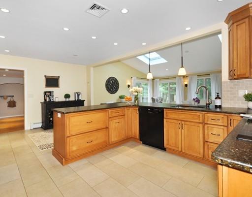 2 Stonehedge Road Bellingham, MA 02019 - Photo 11 of 41 Gallery Image 11