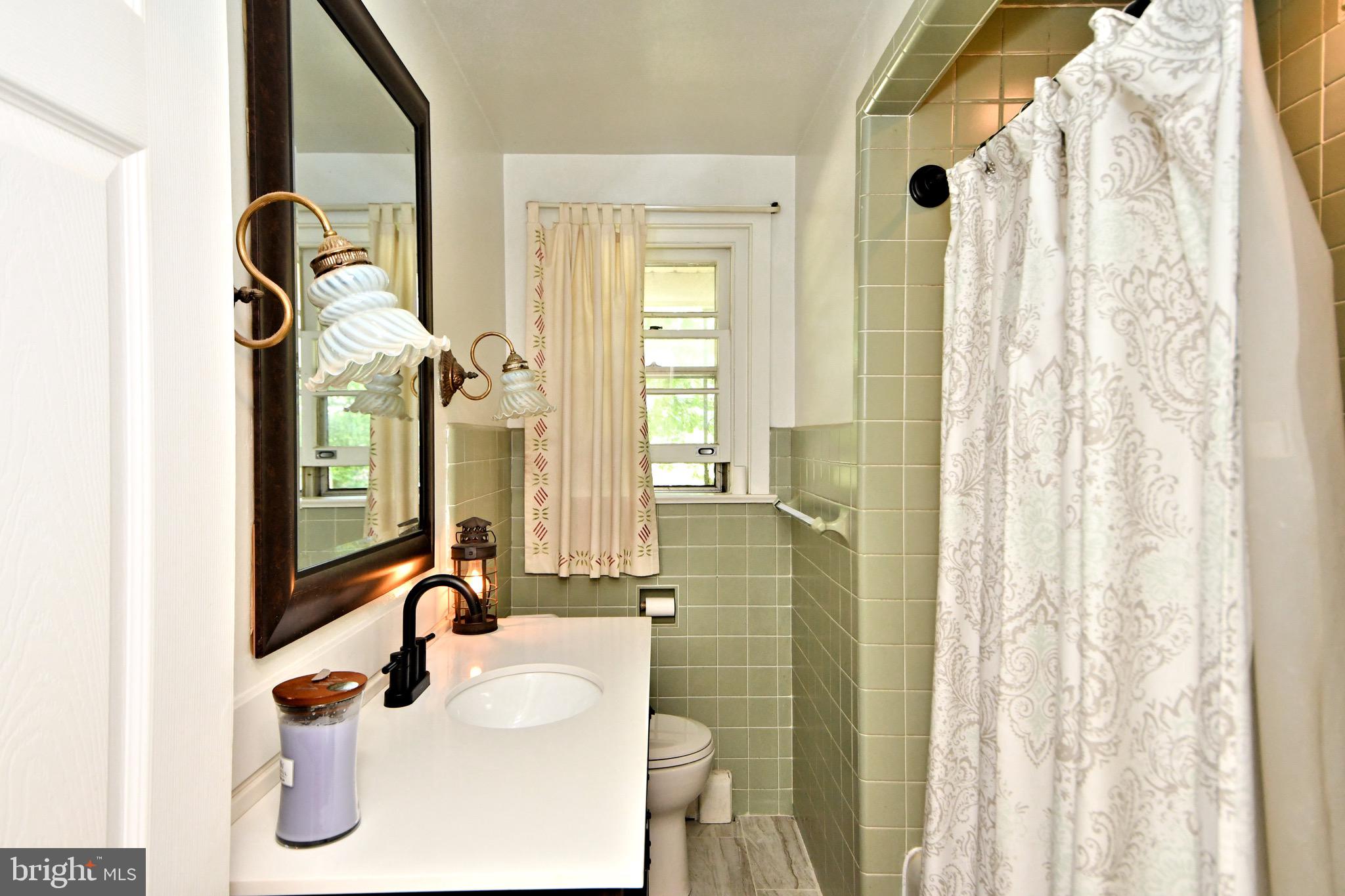 1020 Anders Road Lansdale, PA 19446 - Photo 8 of 17 Hall Bath