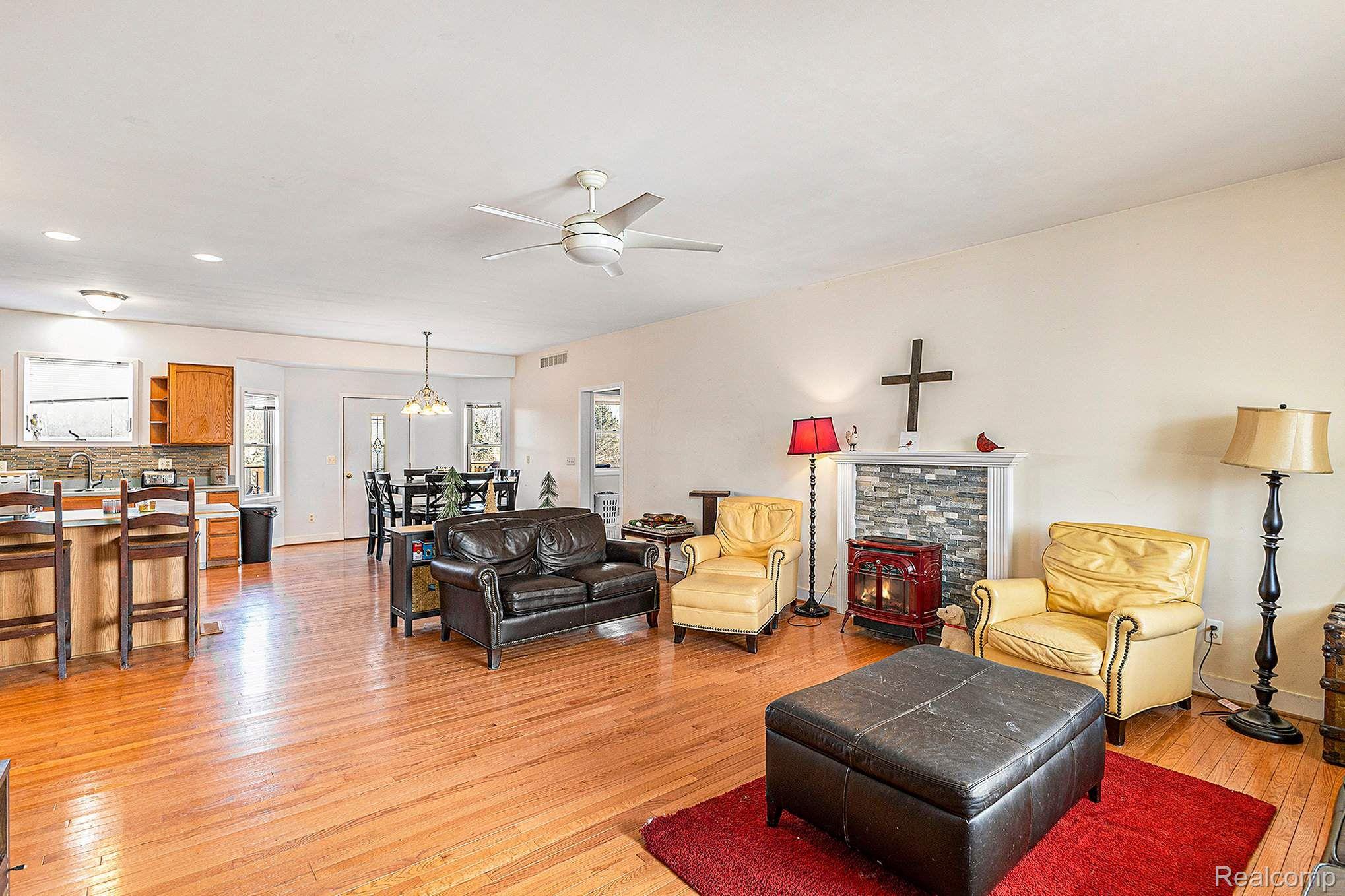 3803 South Bull Run Road Gregory, MI 48137 - Photo 5 of 25 Gallery Image 5