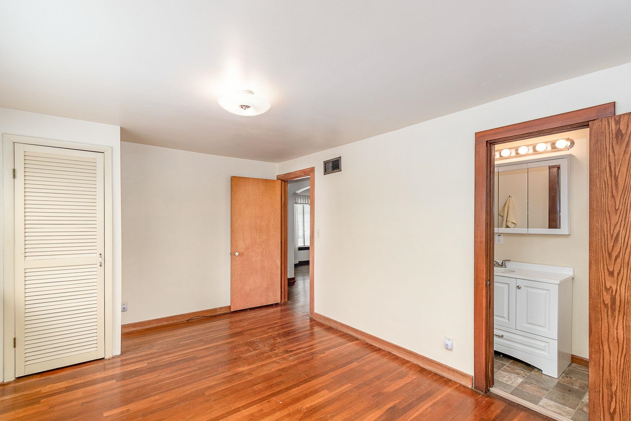 129 Rockingham Avenue Alma, MI 48801 - Photo 13 of 24 1898105-12.JPG