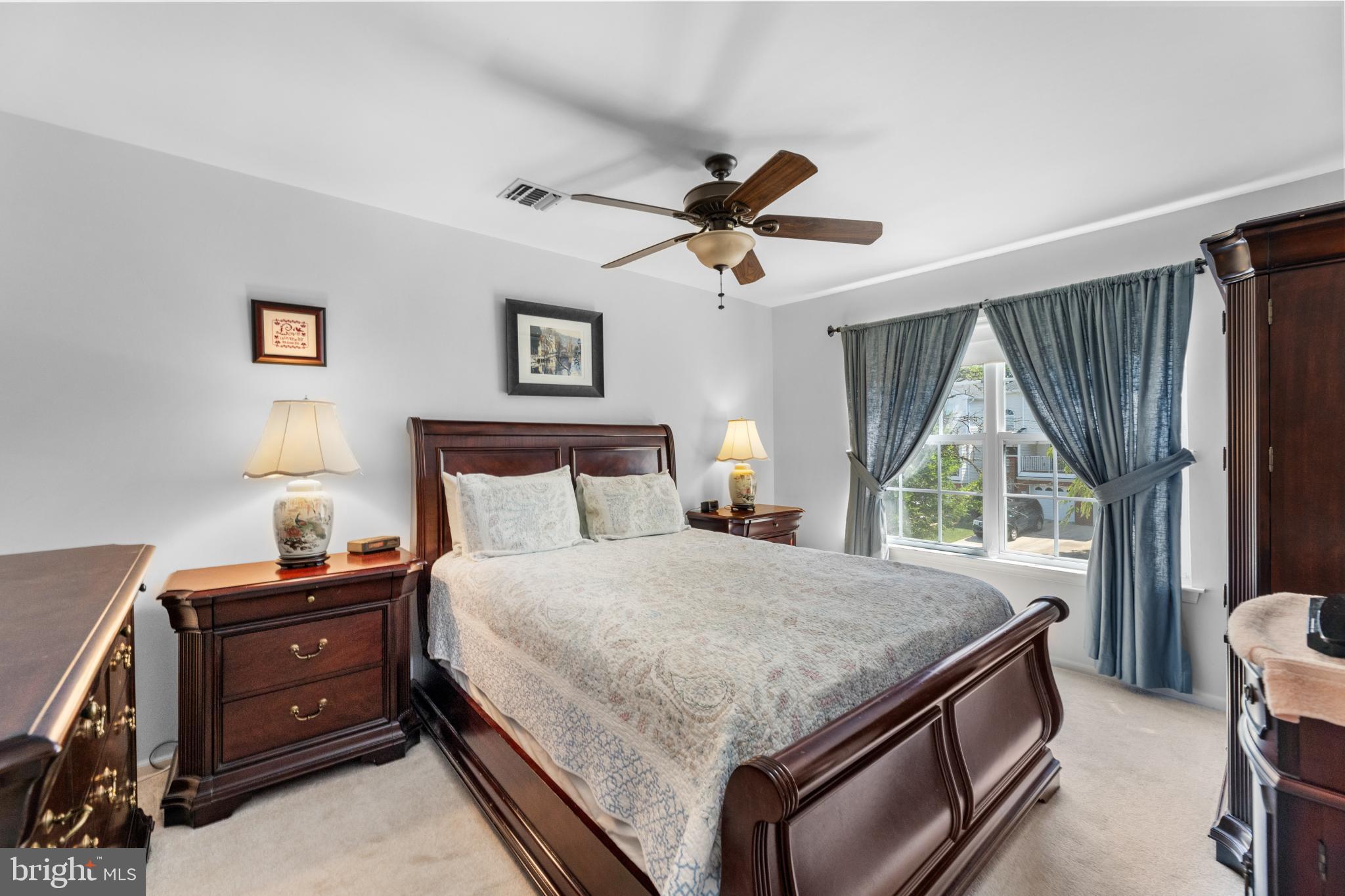 28 Garfield Way Princeton, NJ 08540 - Photo 3 of 38 a bedroom with a bed and a large window