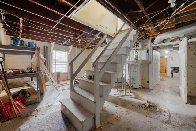 $189,000 | 321 North Main Street, New Castle, IN 47362