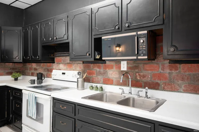 $189,000 | 321 North Main Street, New Castle, IN 47362