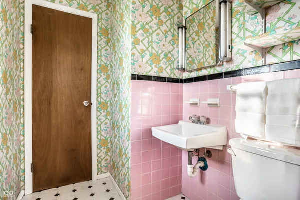 $204,900 | 1321 Carroll White Drive, Indianapolis, IN 46219