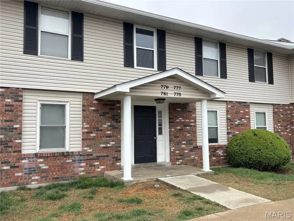 $119,900 | 777 Highland Hill Court, Unit D, St. Peters, MO 63376