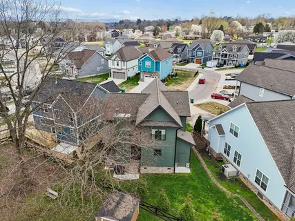 $675,000 | 124 Barefoot Way, Winchester, TN 37398