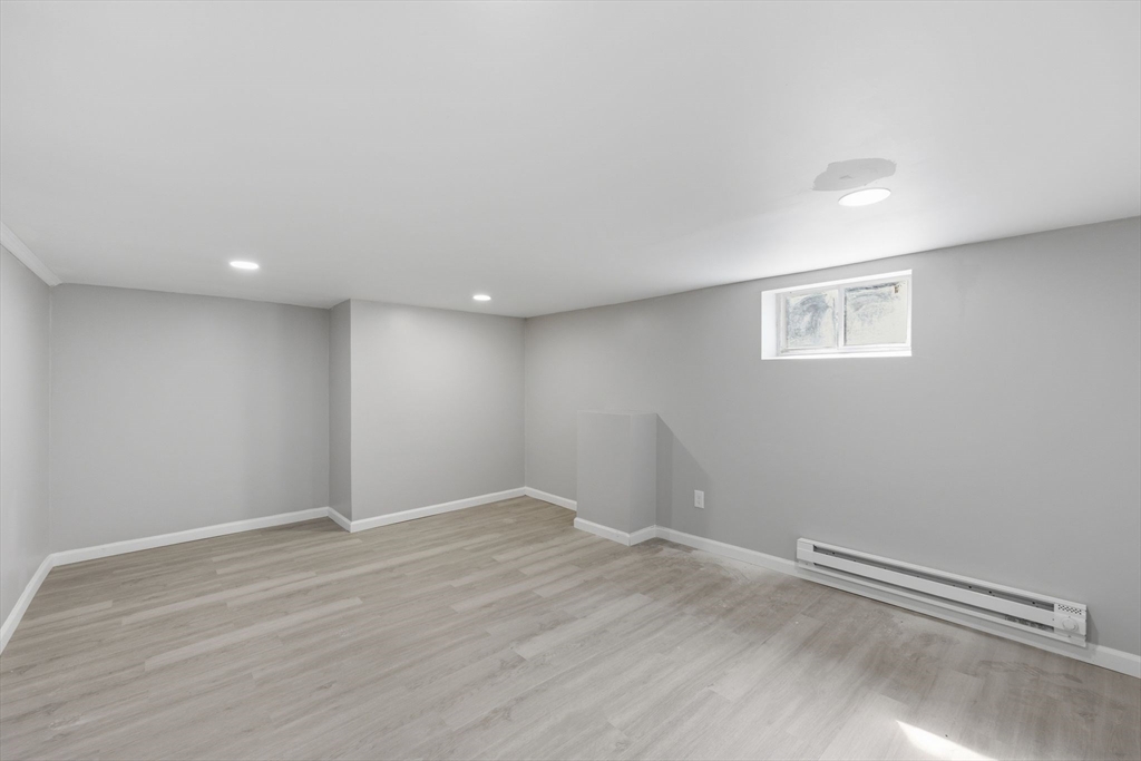 234 Draper Street Springfield, MA 01108 - Photo 22 of 25