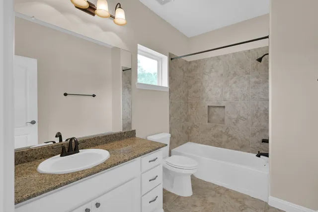 $749,000 | 3403 Wooded Lane, Conroe, TX 77301